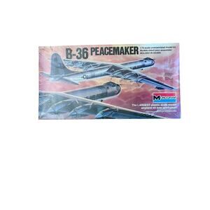 B-36 Peacemaker USAF Bomber Model #5703 1/72 Monogram Sealed Box